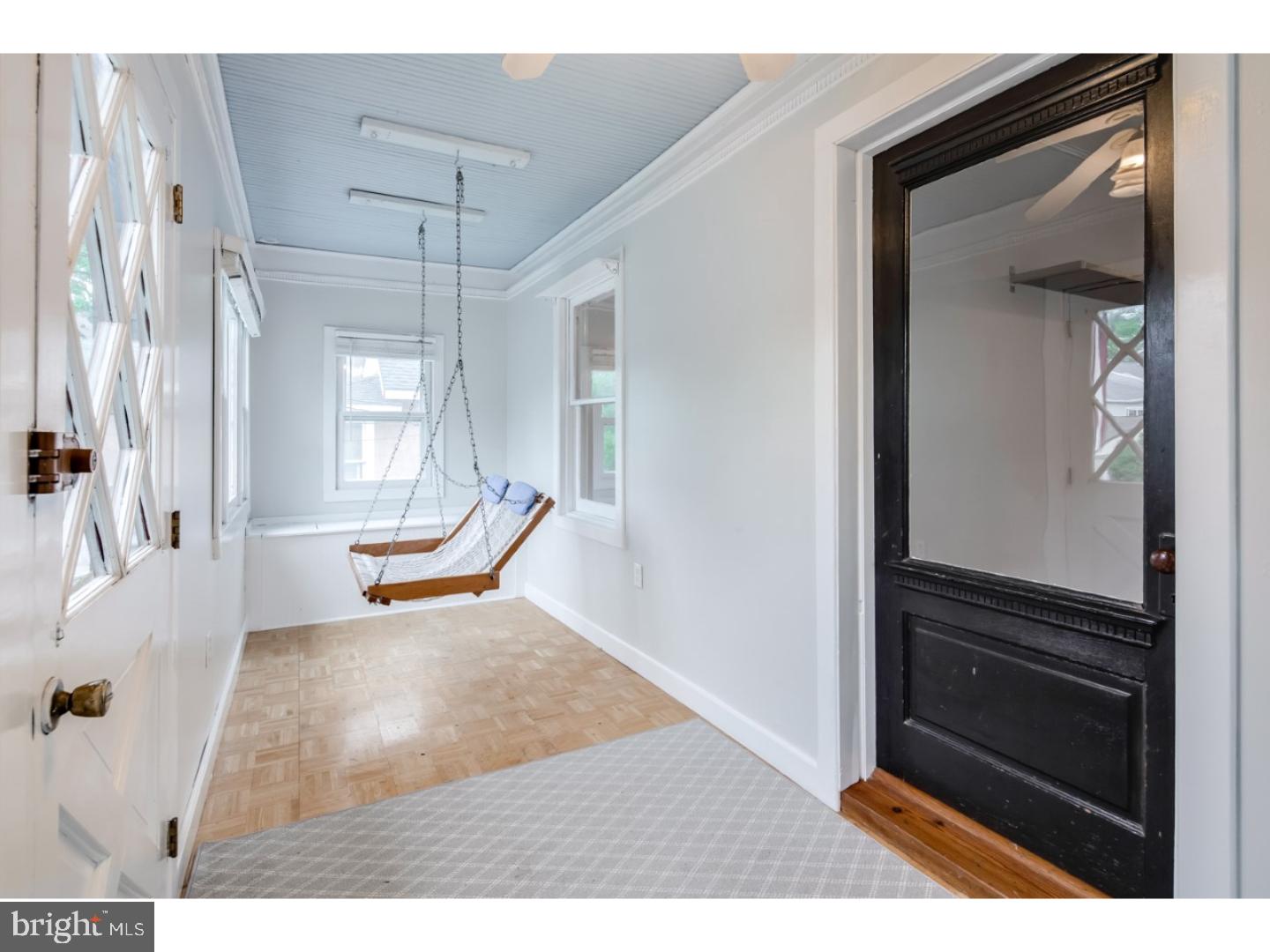 320 Clements Bridge Road Barrington, NJ 08007 - Photo 4 of 23