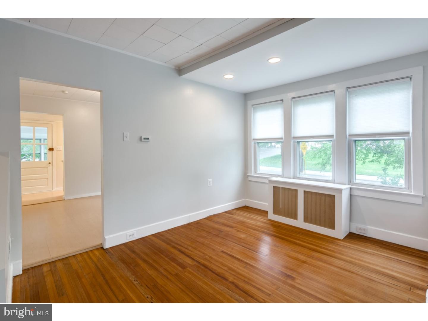 320 Clements Bridge Road Barrington, NJ 08007 - Photo 8 of 23