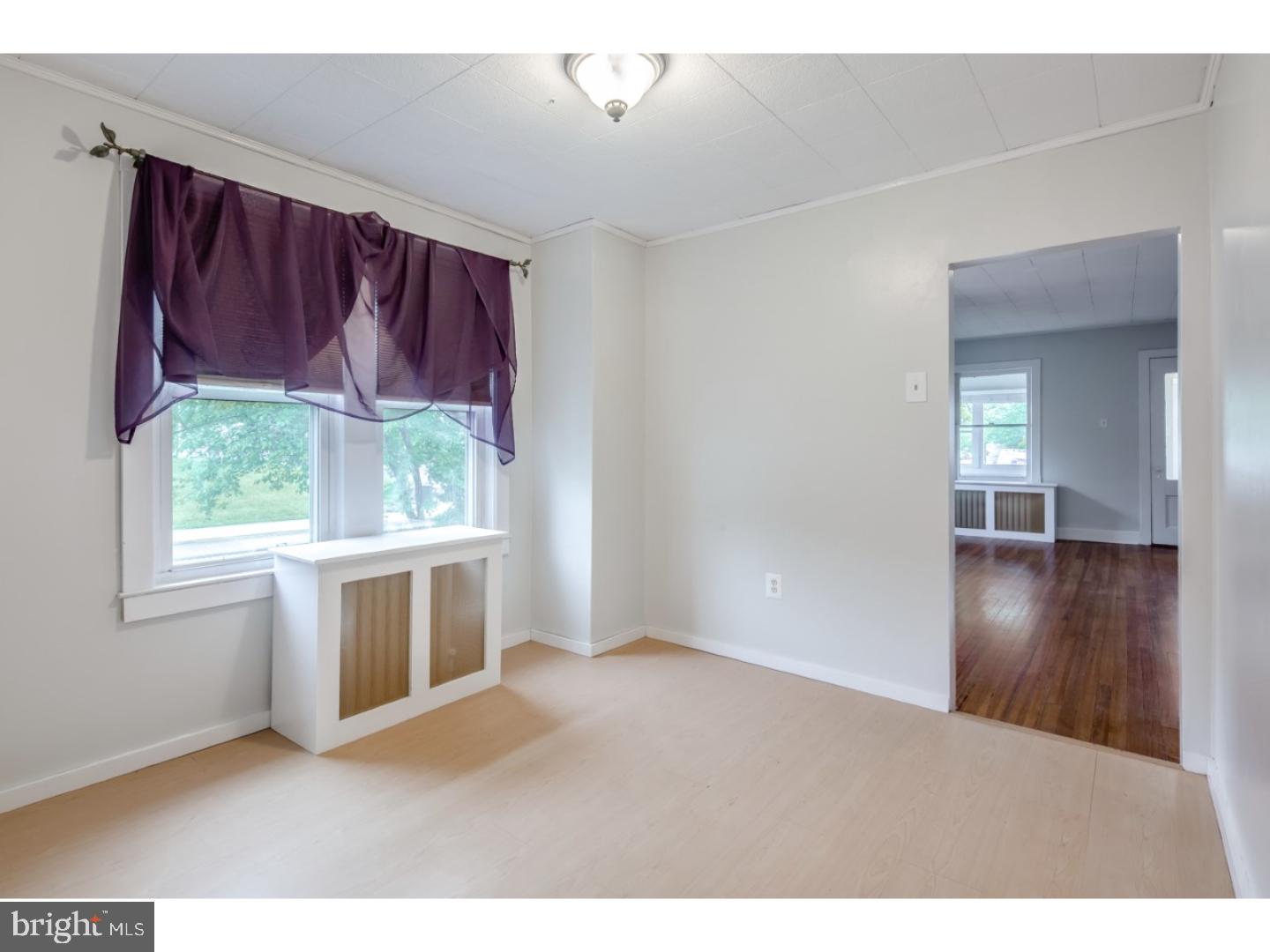 320 Clements Bridge Road Barrington, NJ 08007 - Photo 10 of 23