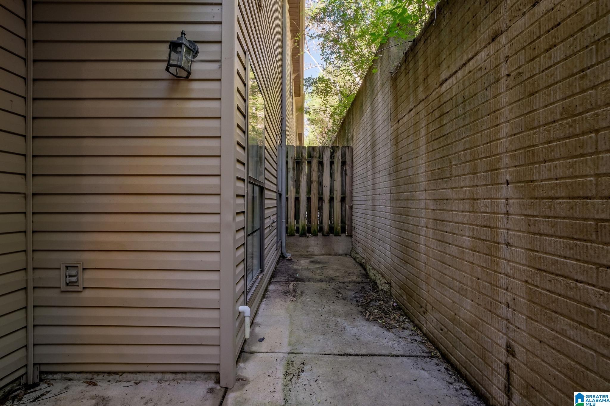 2372 Ridgemont Drive Birmingham, AL 35244 - Photo 31 of 32