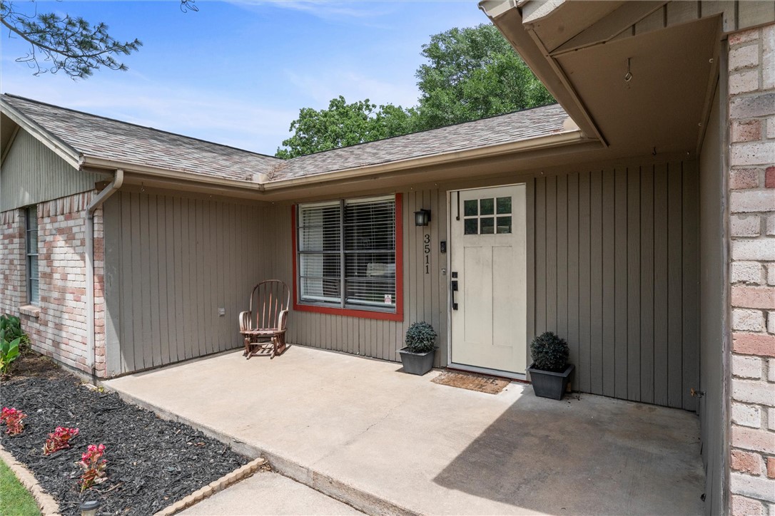 3511 Pecos Court Bryan, TX 77801 - Photo 3 of 22 a house with a outdoor space