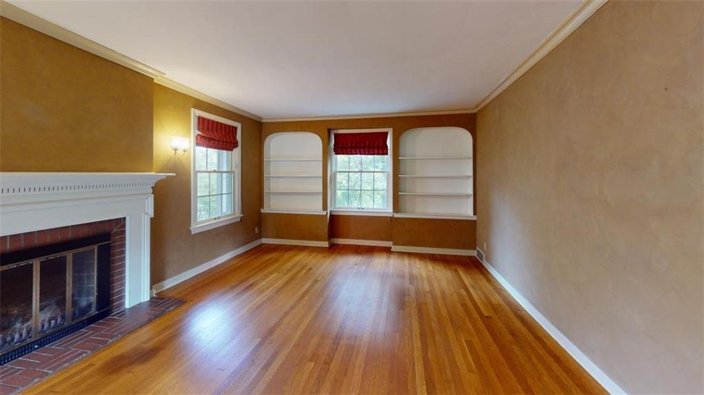 1030 Blackridge Road Pittsburgh, PA 15235 - Photo 11 of 42 Living room