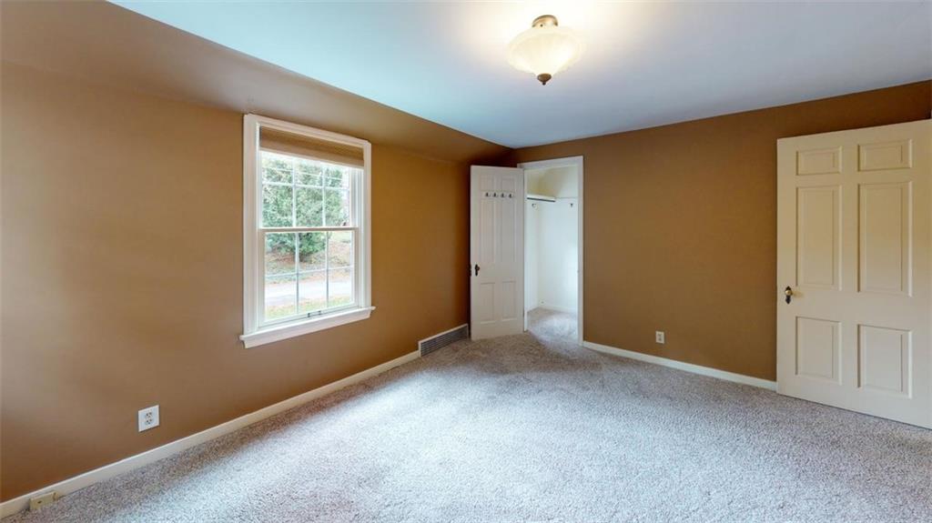 1030 Blackridge Road Pittsburgh, PA 15235 - Photo 24 of 42 Bedroom 2