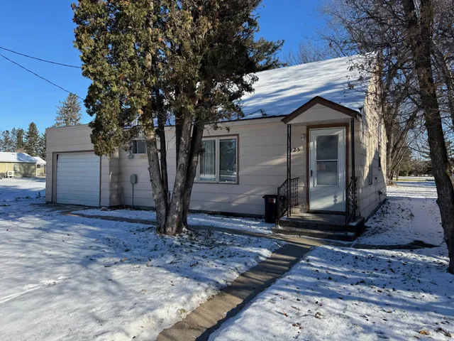 $89,900 | 525 2nd Street North, Middle River, MN 56737
