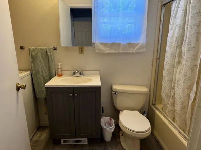 $89,900 | 525 2nd Street North, Middle River, MN 56737