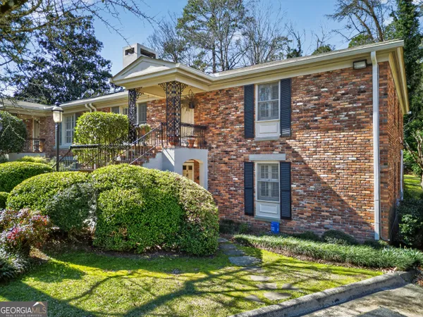 $185,000 | 360 Vista Circle, Unit B, Macon, GA 31204