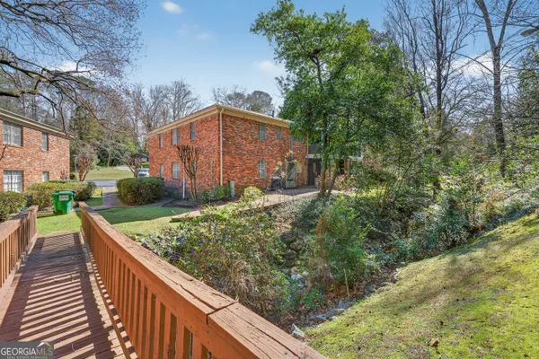 $185,000 | 360 Vista Circle, Unit B, Macon, GA 31204