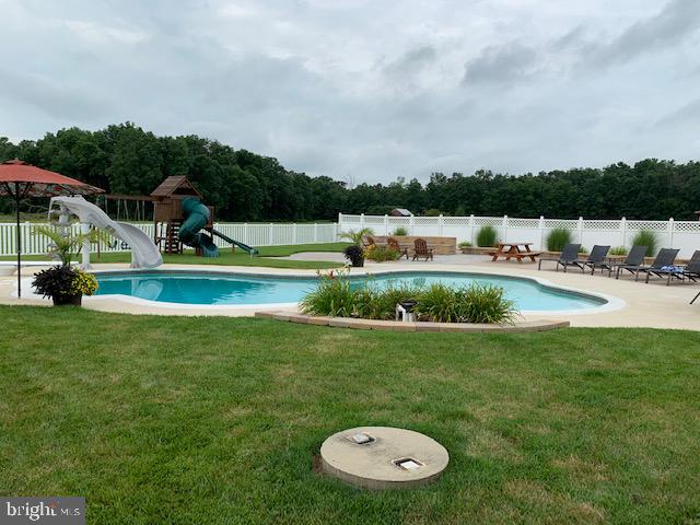 245 Roberts Road Littlestown, PA 17340 - Photo 3 of 6