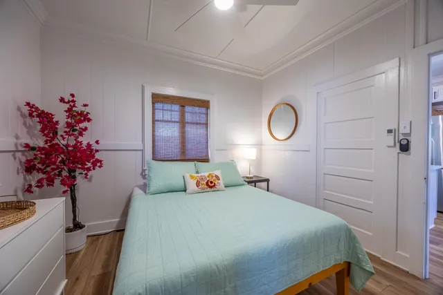 $950,000 | 2126 West Vineyard Street, Wailuku, HI 96793