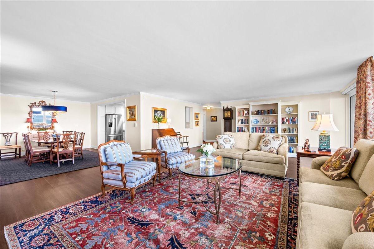 1630 Sheridan Road, Unit 9C Wilmette, IL 60091 - Photo 6 of 31