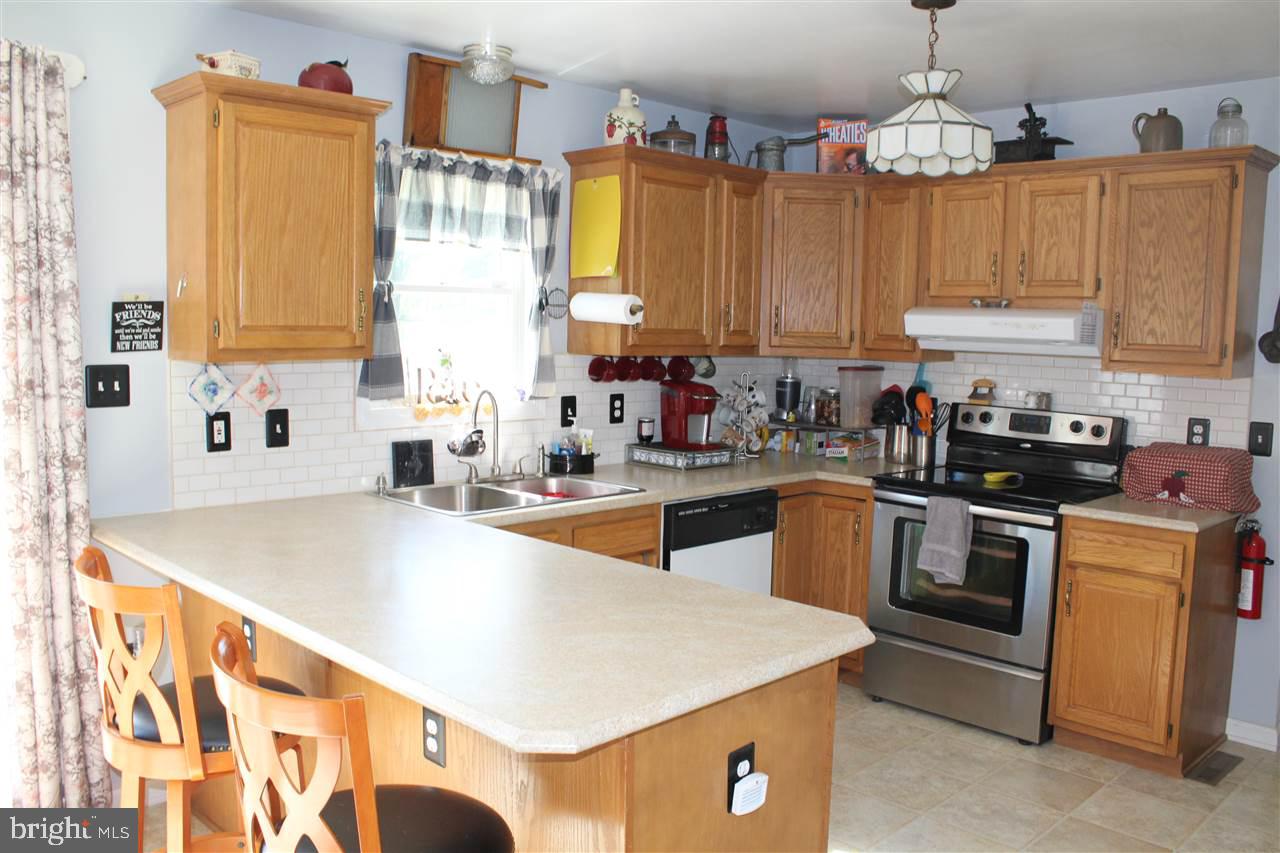 6060 West Side Avenue Spring Grove, PA 17362 - Photo 4 of 24 Gallery Image 4
