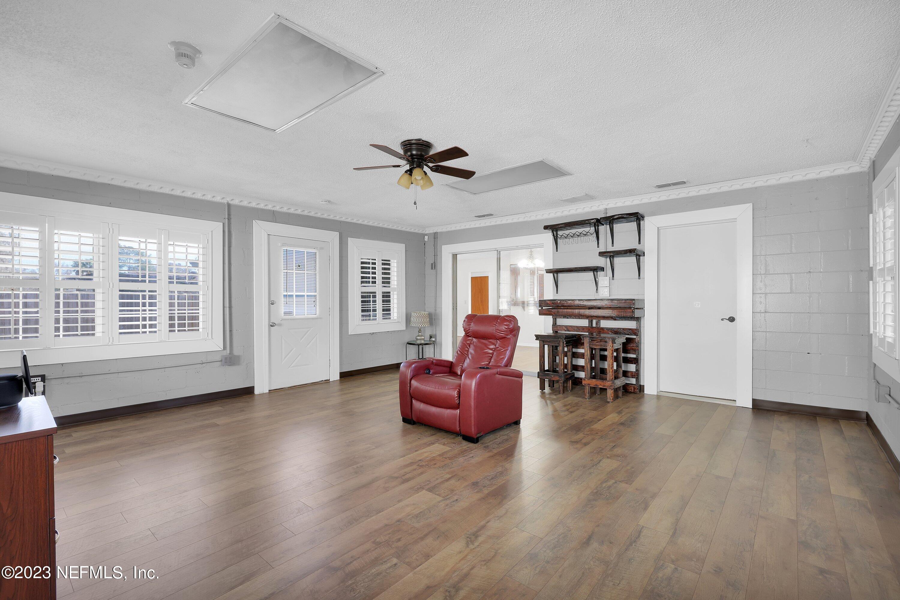 5233 Clarendon Road Jacksonville, FL 32205 - Photo 14 of 32 014-5233ClarendonRoad-Jacksonville-FL-32