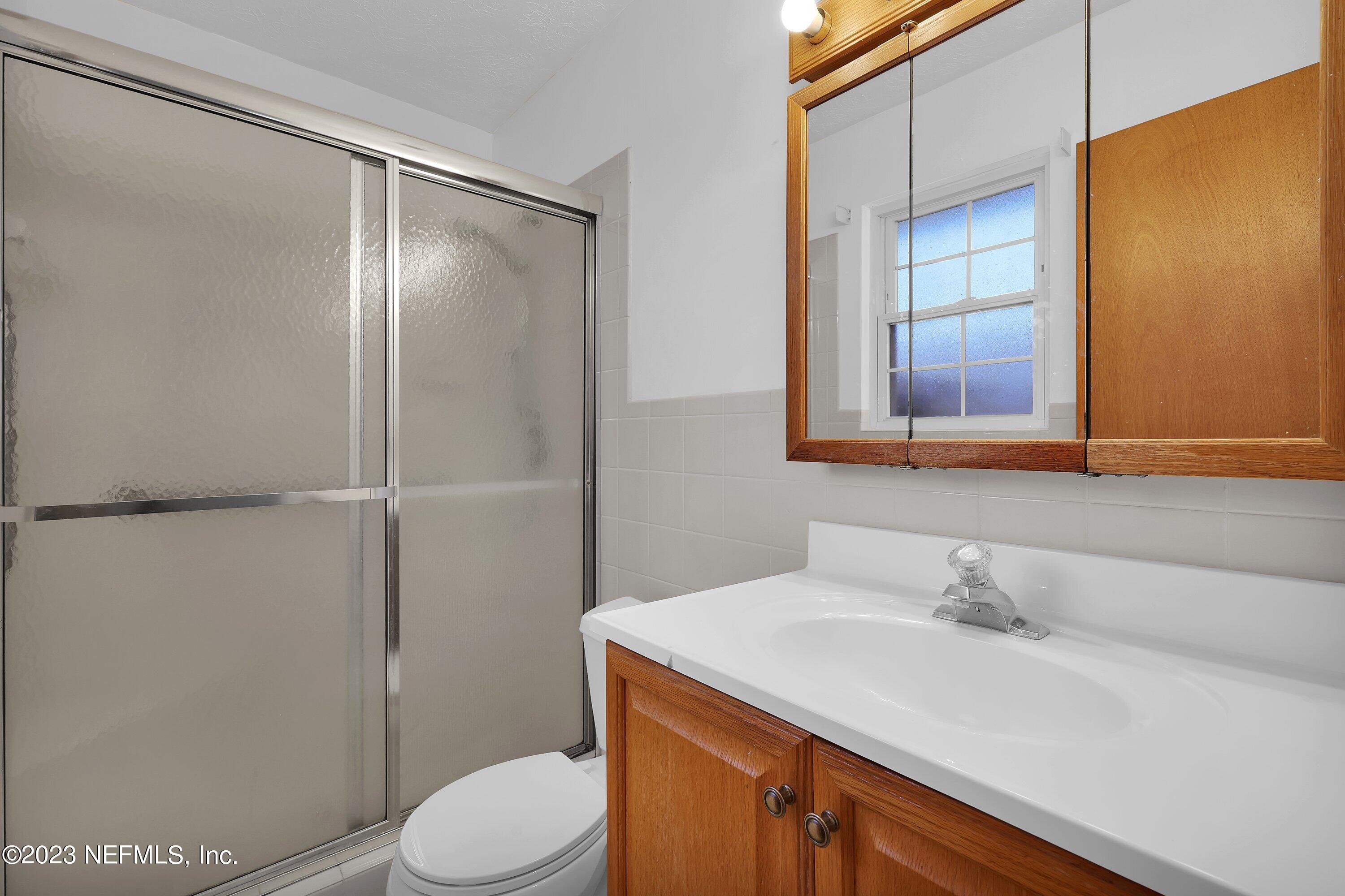 5233 Clarendon Road Jacksonville, FL 32205 - Photo 18 of 32 018-5233ClarendonRoad-Jacksonville-FL-32