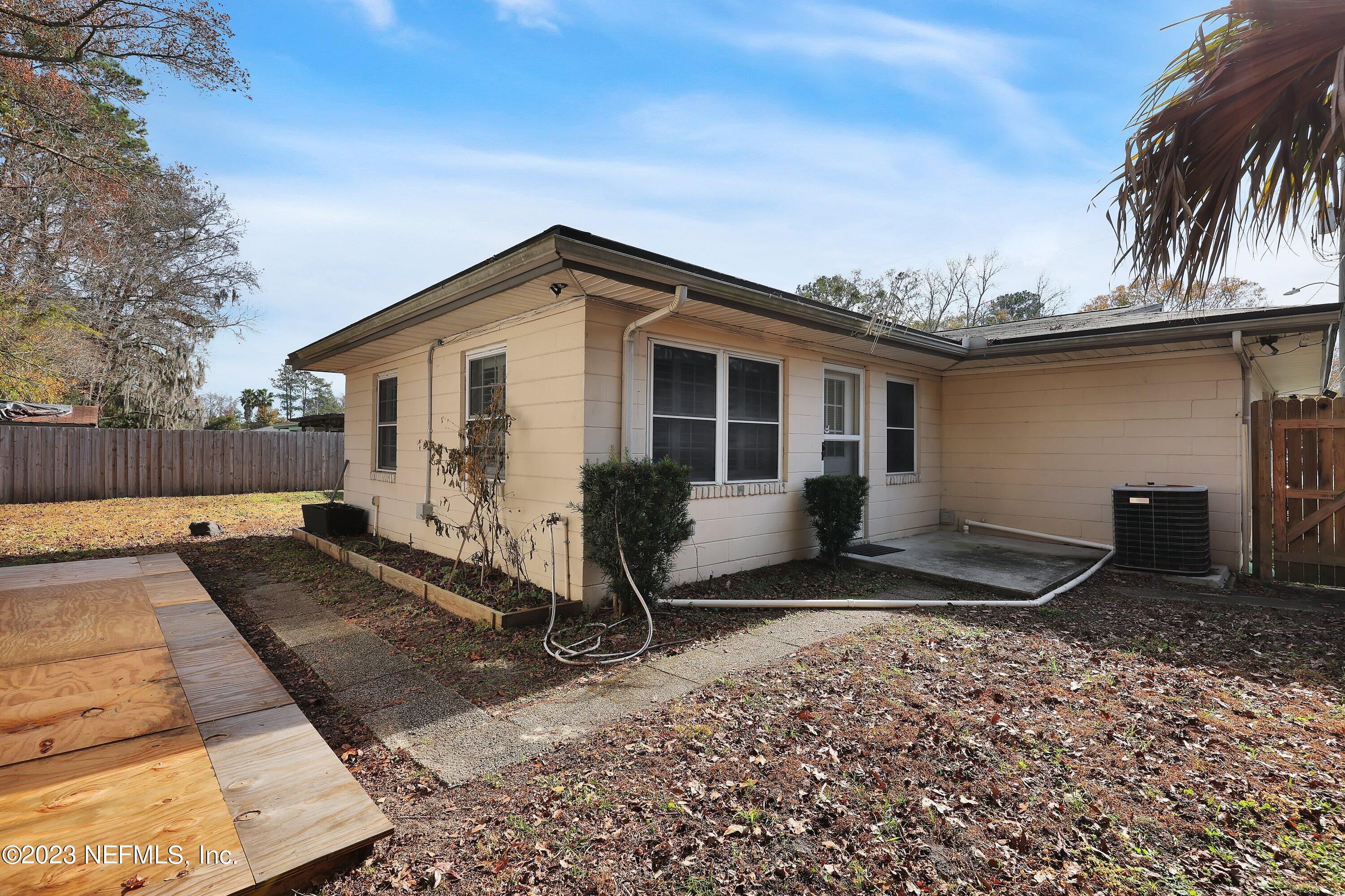 5233 Clarendon Road Jacksonville, FL 32205 - Photo 28 of 32 028-5233ClarendonRoad-Jacksonville-FL-32