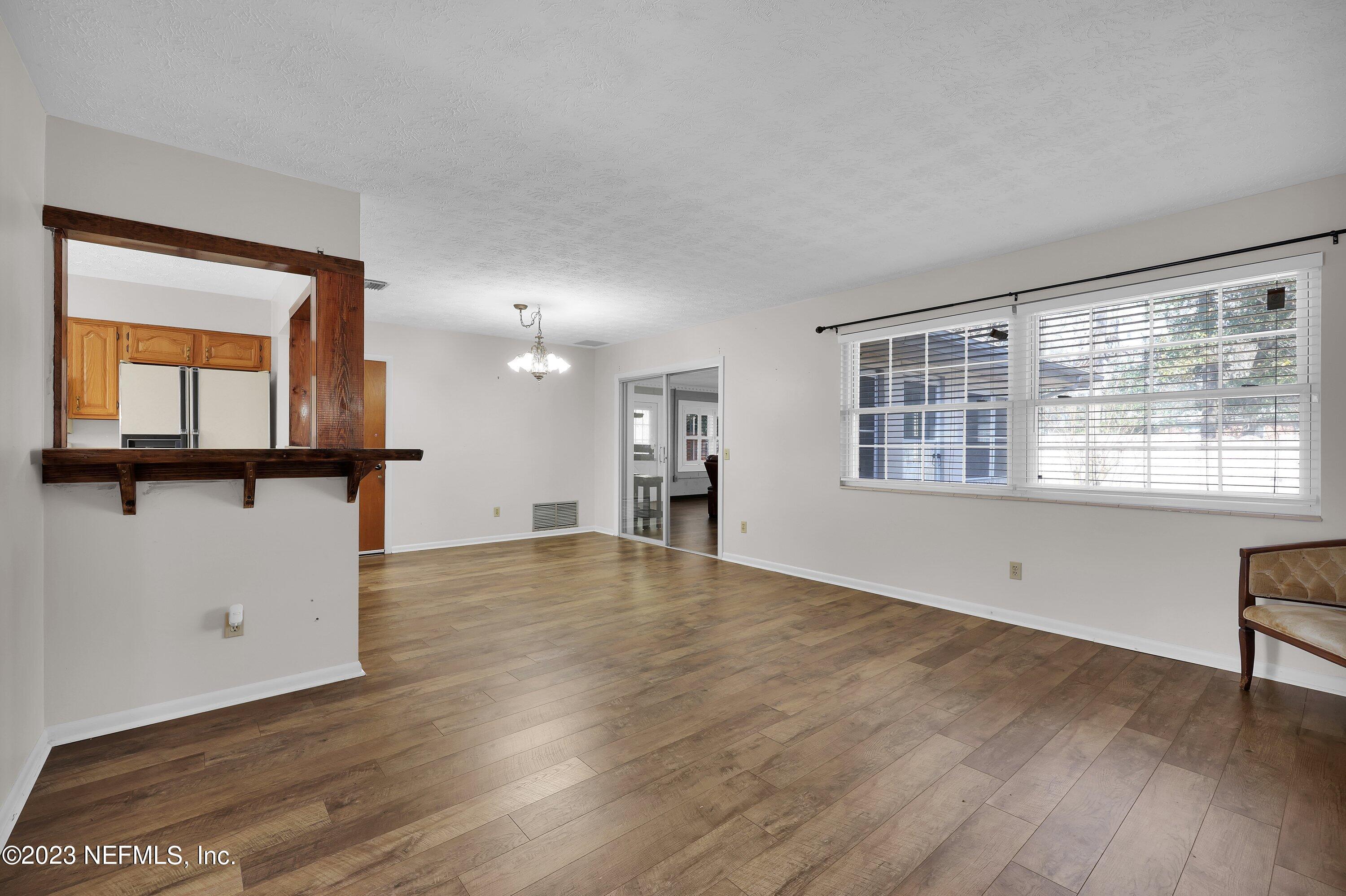 5233 Clarendon Road Jacksonville, FL 32205 - Photo 7 of 32 007-5233ClarendonRoad-Jacksonville-FL-32