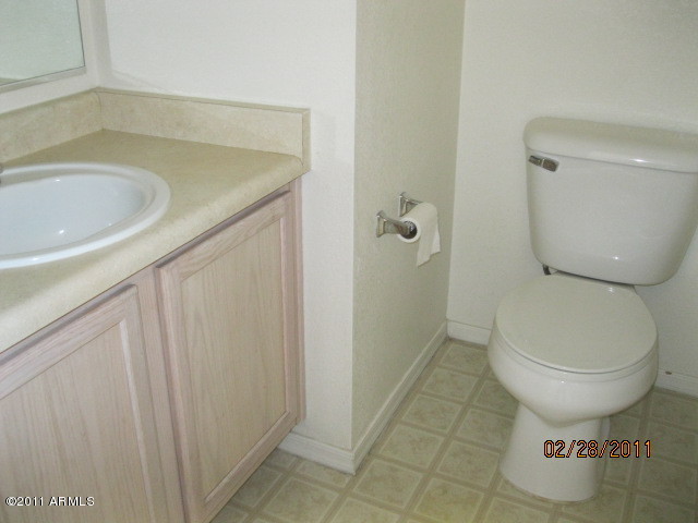 9734 West Payson Road Tolleson, AZ 85353 - Photo 4 of 9 Half bath