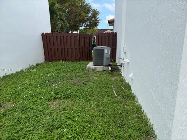 $2,950 | 25118 Southwest 124th Court, Unit 25118, Homestead, FL 33032