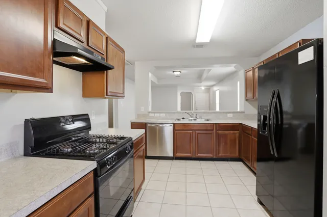 $250,000 | 19207 Desert Moon Drive, Cypress, TX 77433