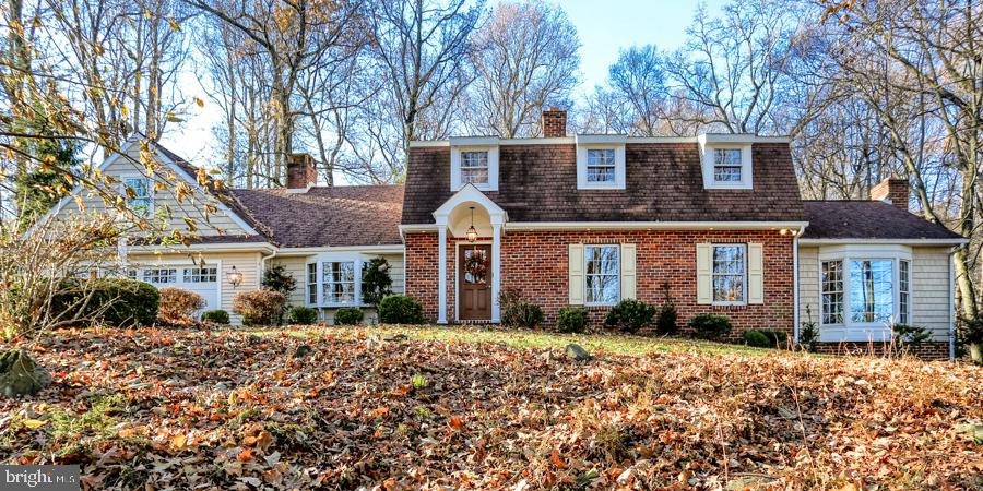 541 Hilltop Road Hummelstown, PA 17036 - Photo 2 of 76 Minutes to Hershey Medical Center