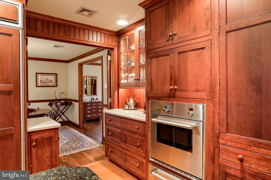 541 Hilltop Road Hummelstown, PA 17036 - Photo 24 of 76 Convection Oven with Warming Drawer