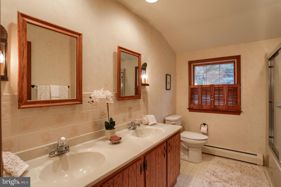 541 Hilltop Road Hummelstown, PA 17036 - Photo 50 of 76 Hall Bath with Double Vanity