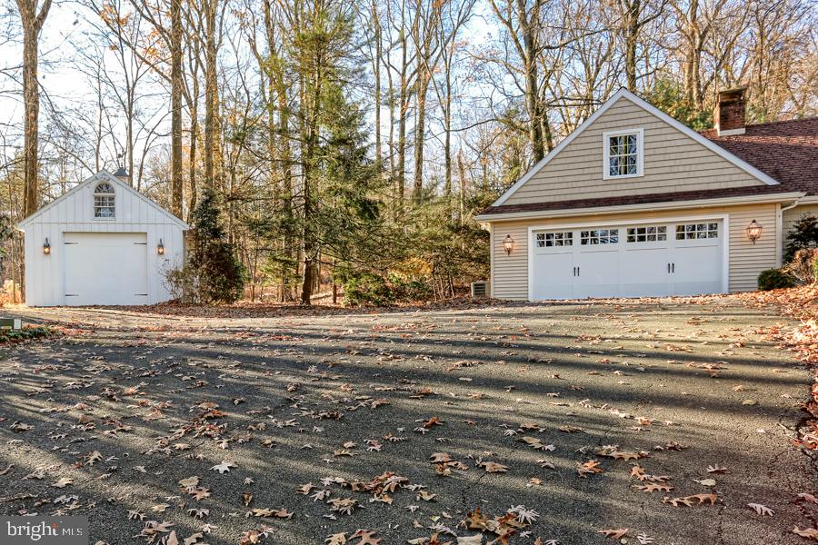 541 Hilltop Road Hummelstown, PA 17036 - Photo 6 of 76 Ample parking for guests