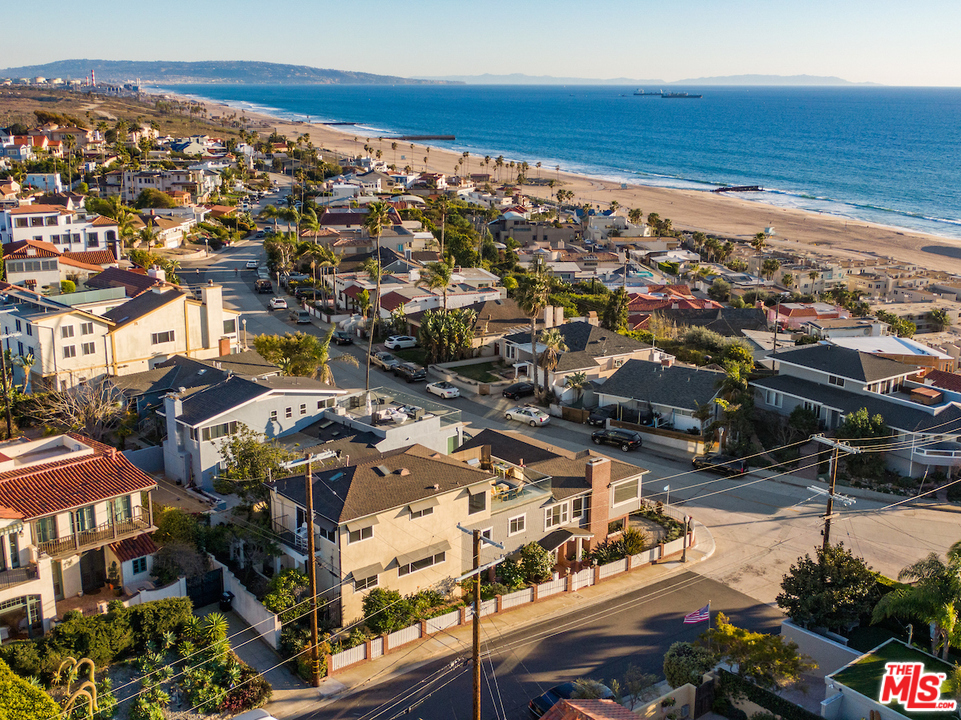 220 Rees Street Playa del Rey, CA 90293 - Photo 8 of 41