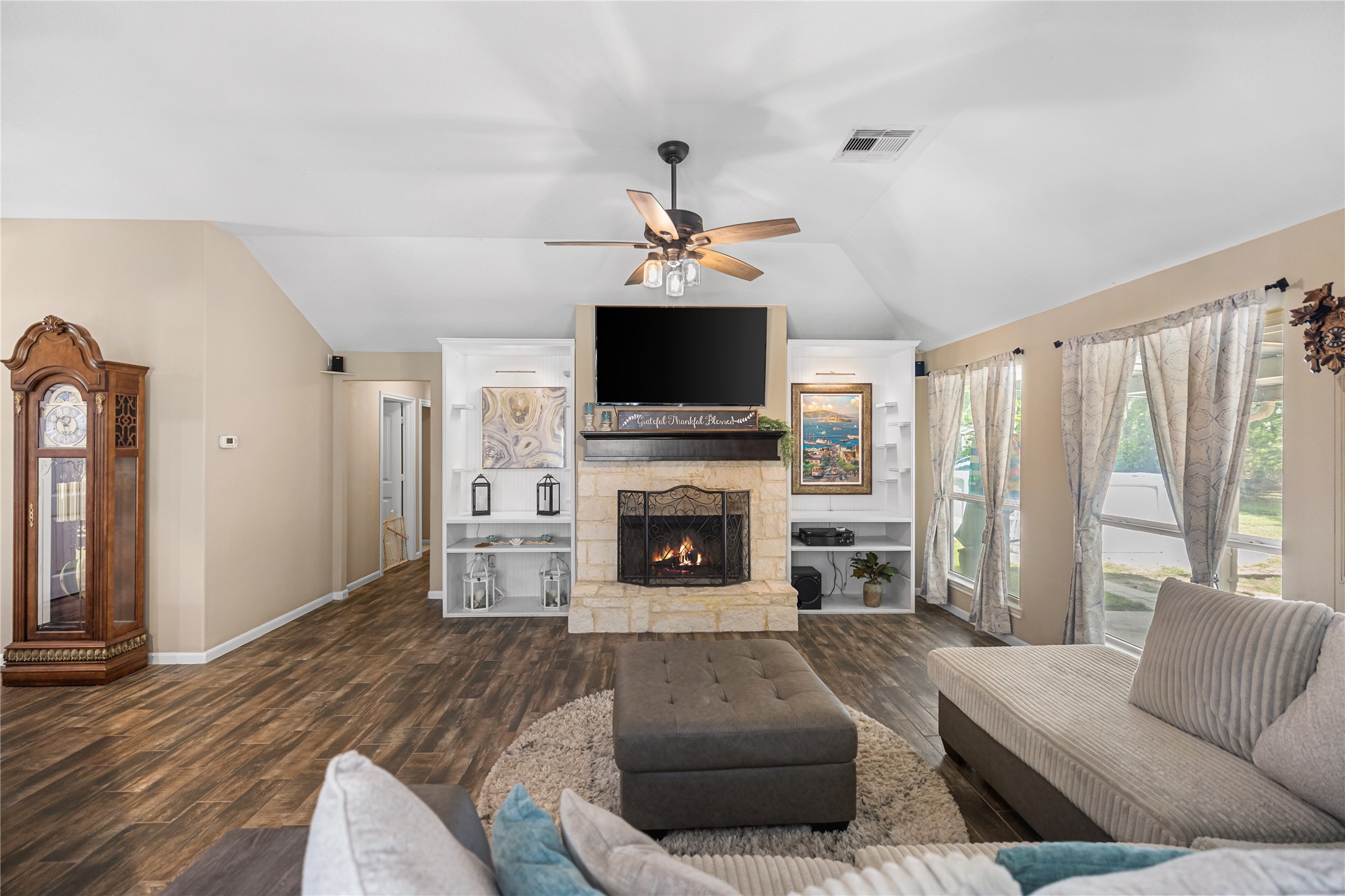 8997 Hickory Road Plantersville, TX 77363 - Photo 7 of 31