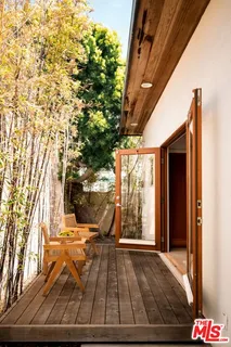 $2,465,000 | 859 Nowita Place, Venice, CA 90291