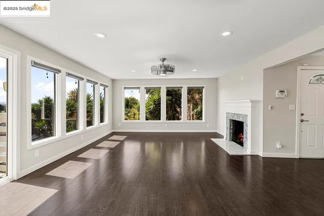 $879,000 | 9949 Lawlor Street, Oakland, CA 94605