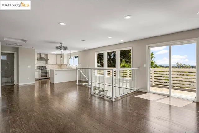 $879,000 | 9949 Lawlor Street, Oakland, CA 94605