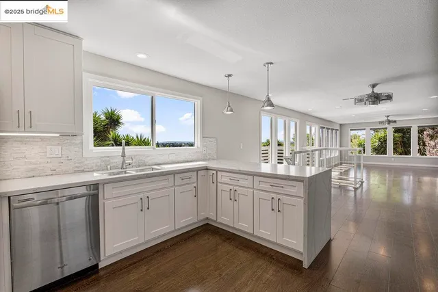 $879,000 | 9949 Lawlor Street, Oakland, CA 94605