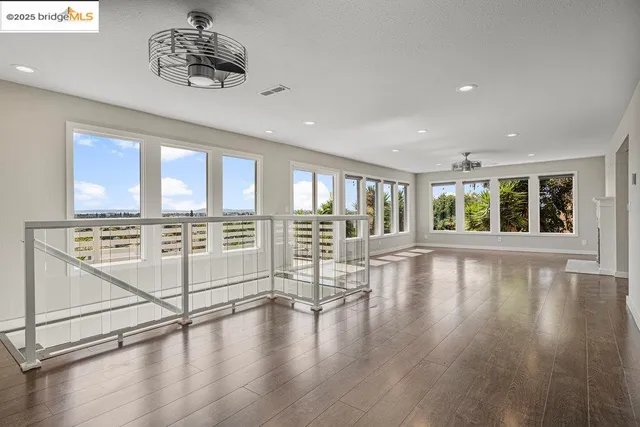 $879,000 | 9949 Lawlor Street, Oakland, CA 94605