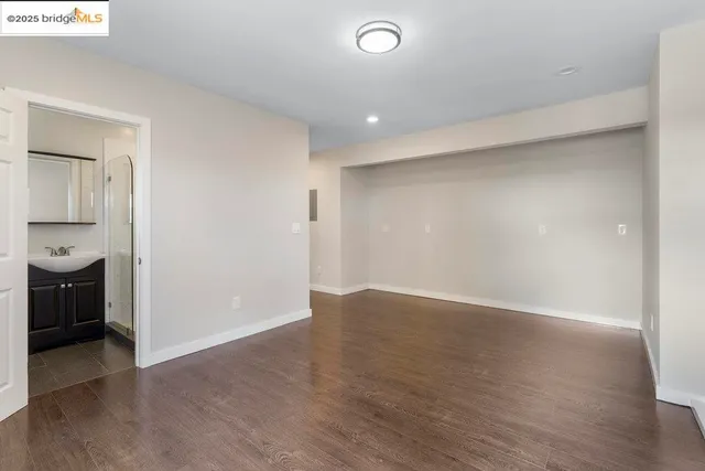 $879,000 | 9949 Lawlor Street, Oakland, CA 94605