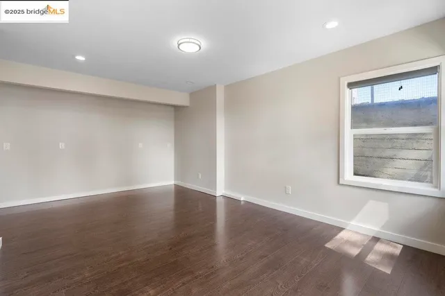 $879,000 | 9949 Lawlor Street, Oakland, CA 94605