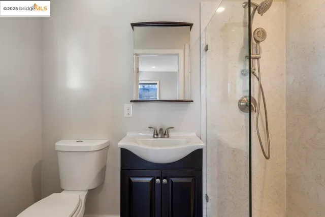 $879,000 | 9949 Lawlor Street, Oakland, CA 94605