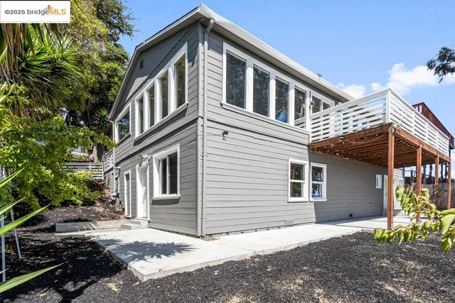 $879,000 | 9949 Lawlor Street, Oakland, CA 94605