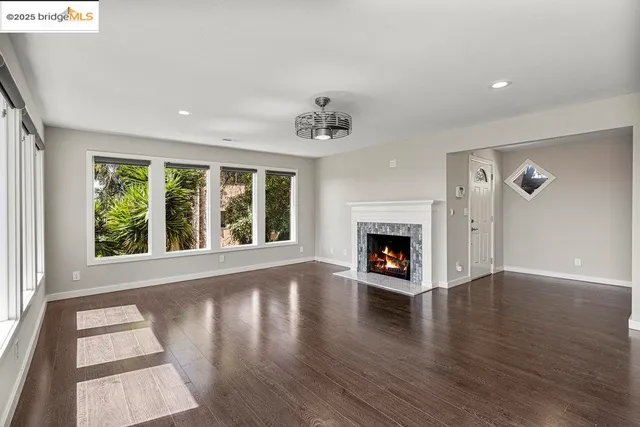 $879,000 | 9949 Lawlor Street, Oakland, CA 94605