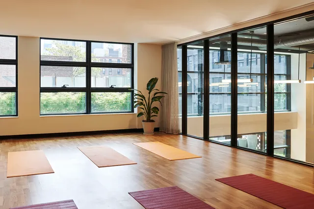 $1,888,000 | 547 West 47th Street, Unit 1114 | Hell's Kitchen