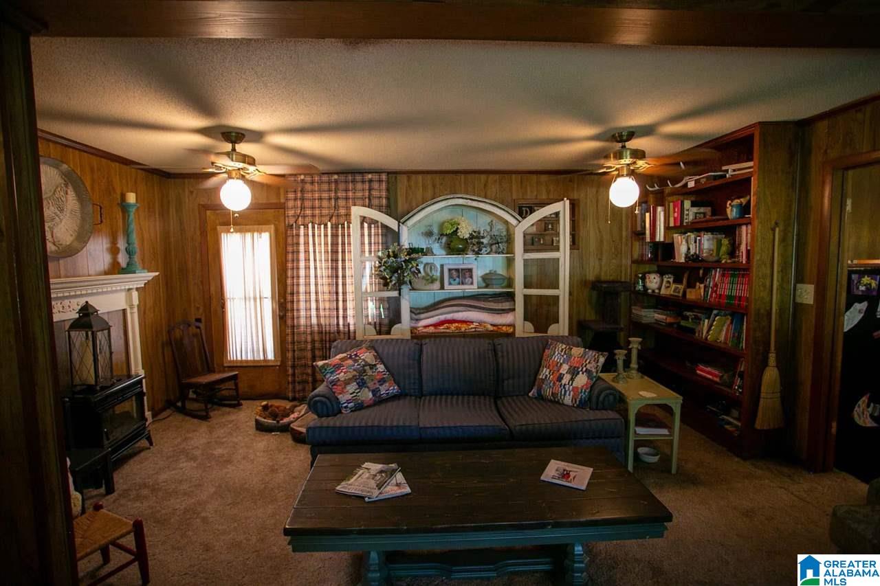 358 Pineywood Road Gardendale, AL 35071 - Photo 7 of 39