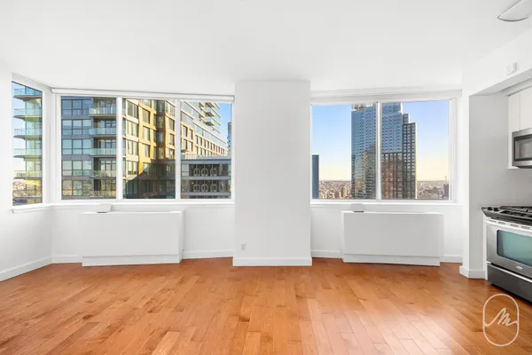 $3,400 | 80 Dekalb Avenue, Unit 19M | Fort Greene