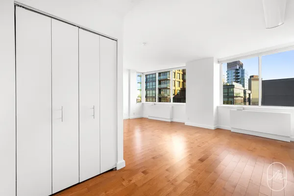 $3,400 | 80 Dekalb Avenue, Unit 19M | Fort Greene