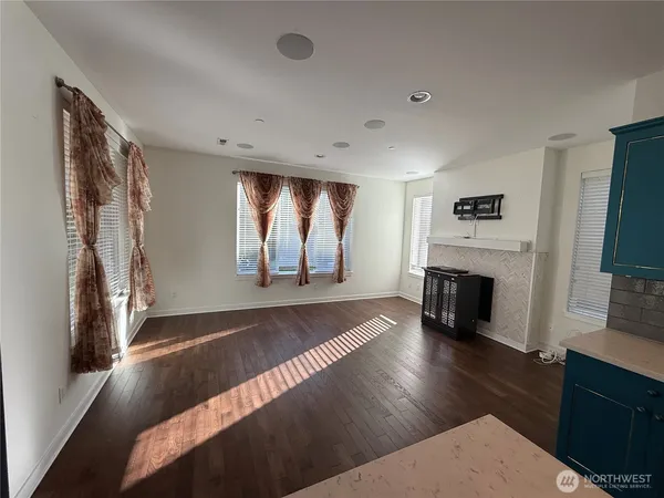 $4,000 | 3528 192nd Place Southeast, Bothell, WA 98012