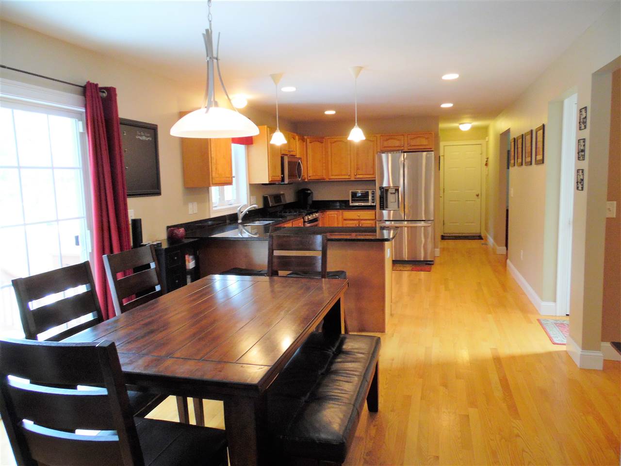 152 Pinecrest Road Litchfield, NH 03052 - Photo 11 of 38