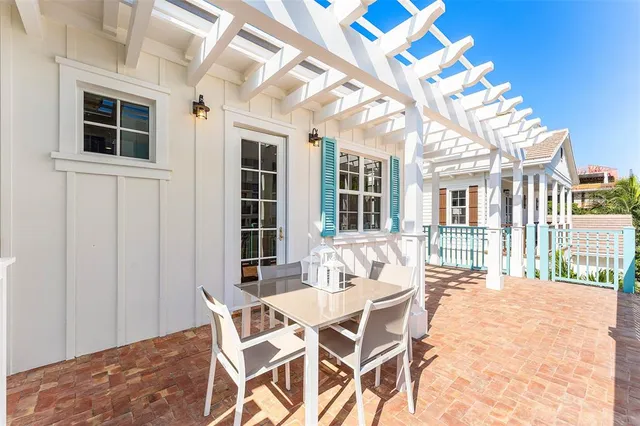 $2,950,000 | 160 Southeast 1st Avenue, Delray Beach, FL 33444