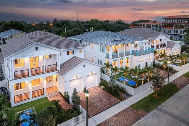 $2,950,000 | 160 Southeast 1st Avenue, Delray Beach, FL 33444