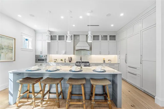 $2,950,000 | 160 Southeast 1st Avenue, Delray Beach, FL 33444