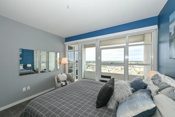 $369,900 | 1141 North Doctor Martin Luther King Junior Drive, Unit 2807, Milwaukee, WI 53203