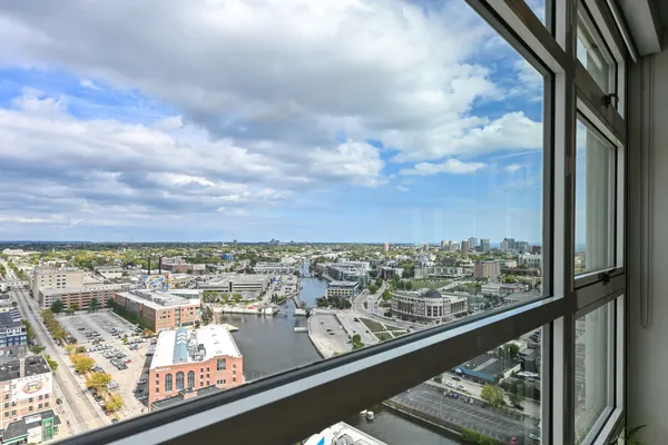 $369,900 | 1141 North Doctor Martin Luther King Junior Drive, Unit 2807, Milwaukee, WI 53203