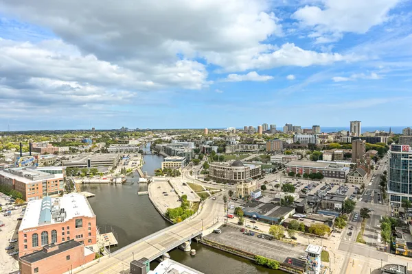 $369,900 | 1141 North Doctor Martin Luther King Junior Drive, Unit 2807, Milwaukee, WI 53203